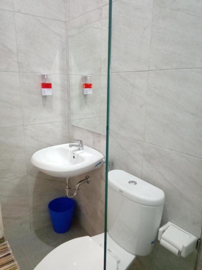 Alzara Hotel Syariah Wonosari Buitenkant foto